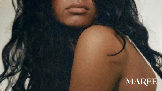Cheveux secs et cassants : pourquoi et que faire ?