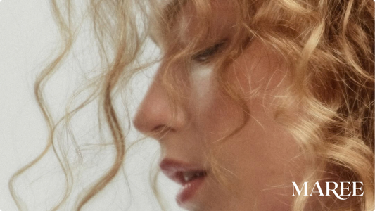 Cheveux cassants : que faire pour limiter la casse ?